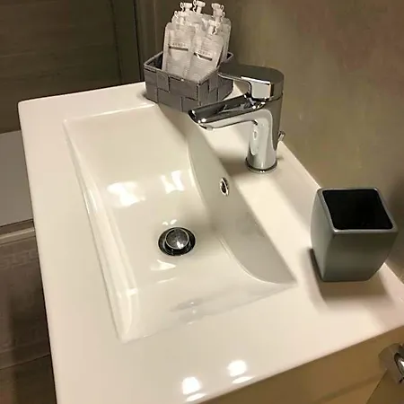 Estercarlo 3*
