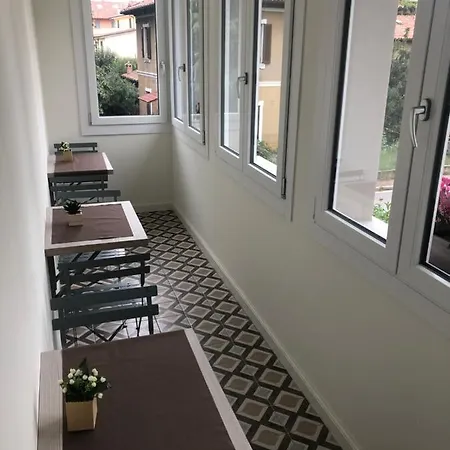 Oda ve Kahvaltı Estercarlo 3*